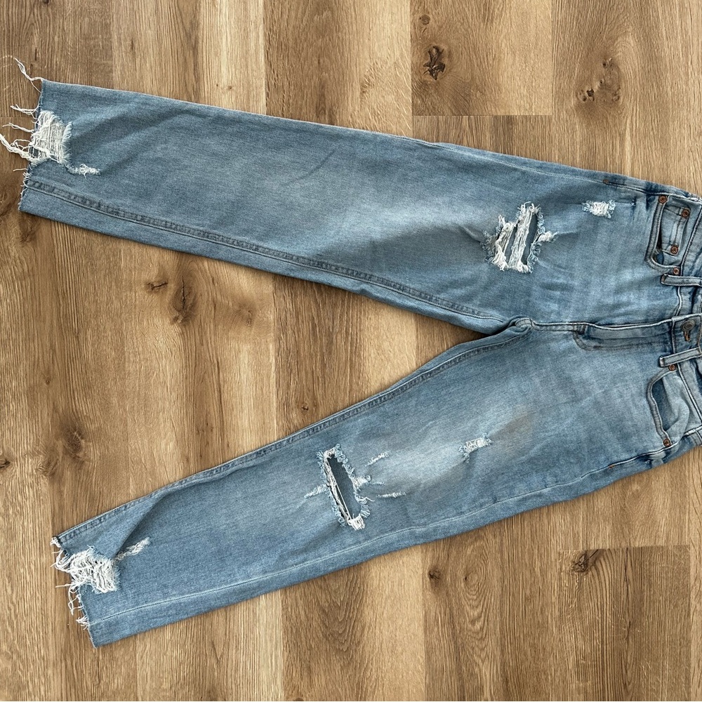 Aeropostale Women's Distressed Blue Jeans